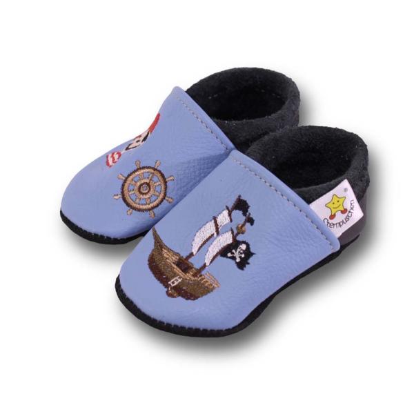 Krabbelschuhe Pirat am Steuer Schiff